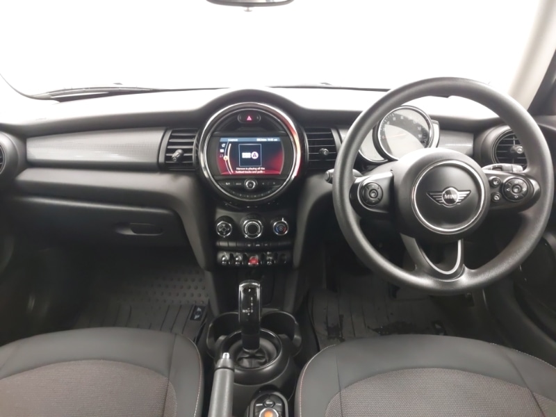 Used MINI Hatch 2018 for sale - 76427639: Photo 2