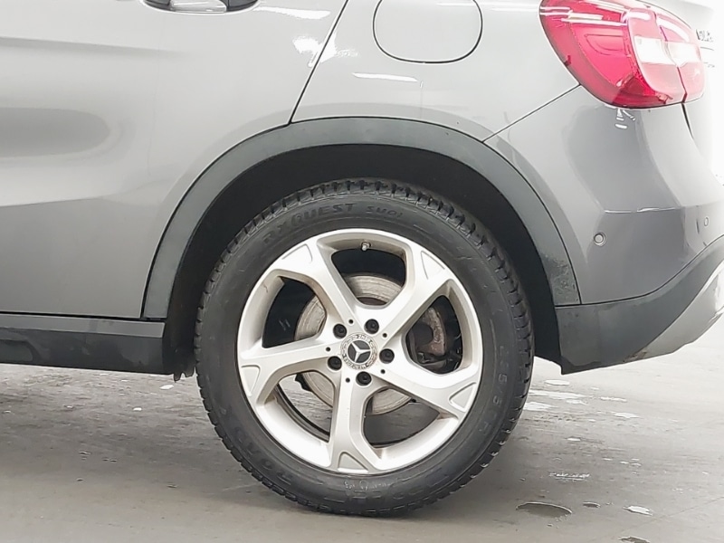 Used Mercedes-Benz GLA 2018 for sale - 77008631: Photo 12