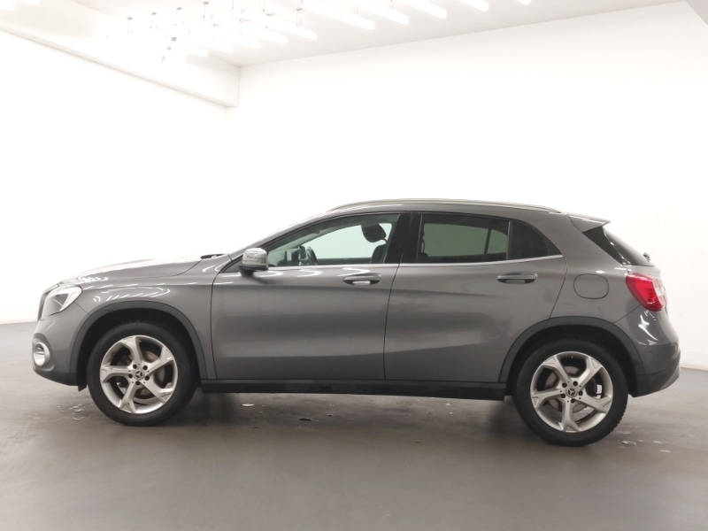 Used Mercedes-Benz GLA 2018 for sale - 77008631: Photo 4