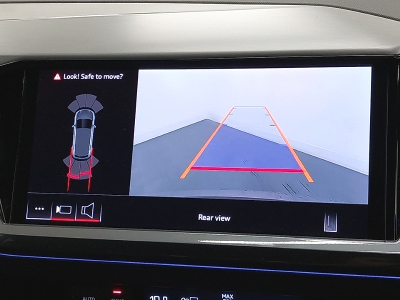 Used Audi Q4 e-tron 2024 for sale - 77035006: Photo 17