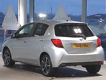 Used Toyota Yaris 2016 for sale - 77385732: Photo