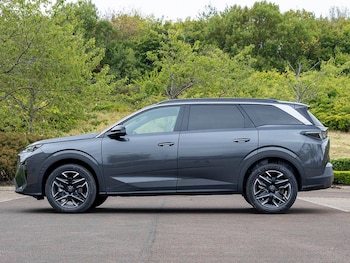 Used Peugeot 5008 2025 for sale - 76815933: Photo