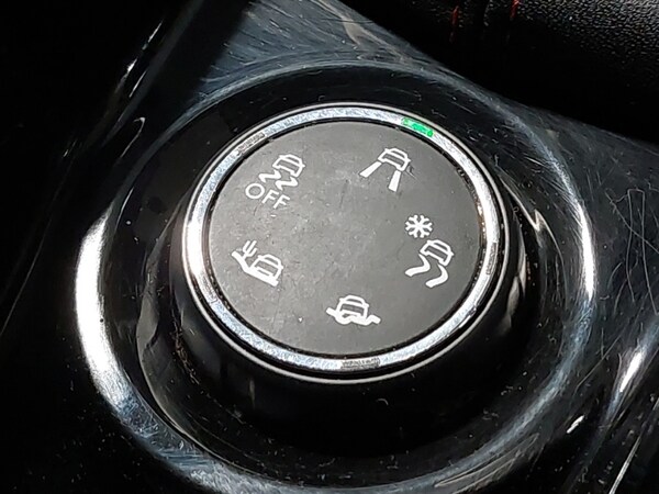 Used Peugeot 2008 2019 for sale - 76213440: Photo 15
