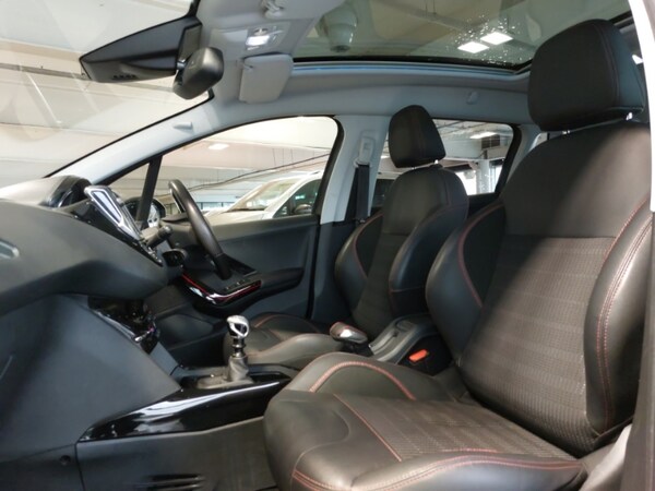 Used Peugeot 2008 2019 for sale - 76213440: Photo 5