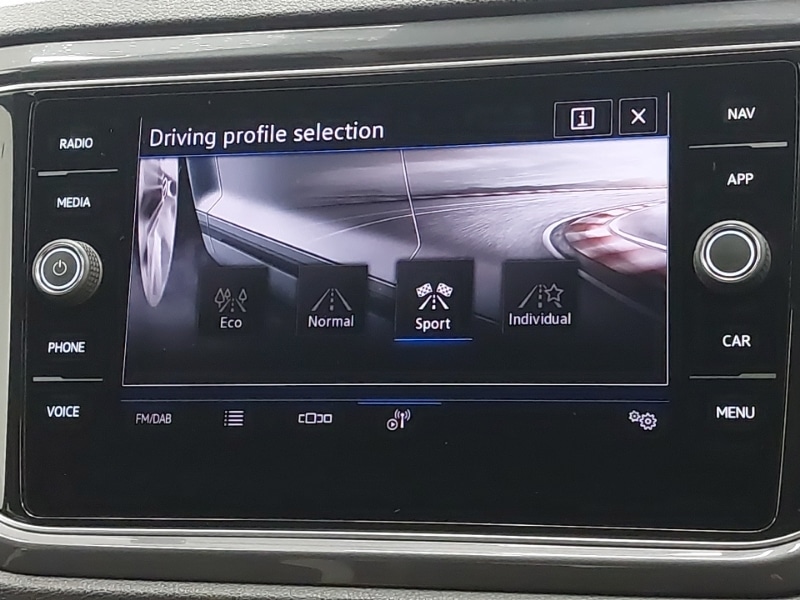 Used Volkswagen T-Roc 2021 for sale - 76795442: Photo 16