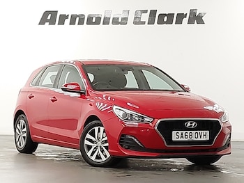 Used Hyundai i30 2018 for sale - 76160785: Photo