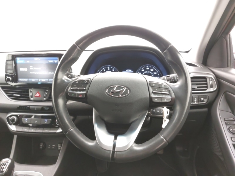 Used Hyundai i30 2018 for sale - 76160785: Photo 7