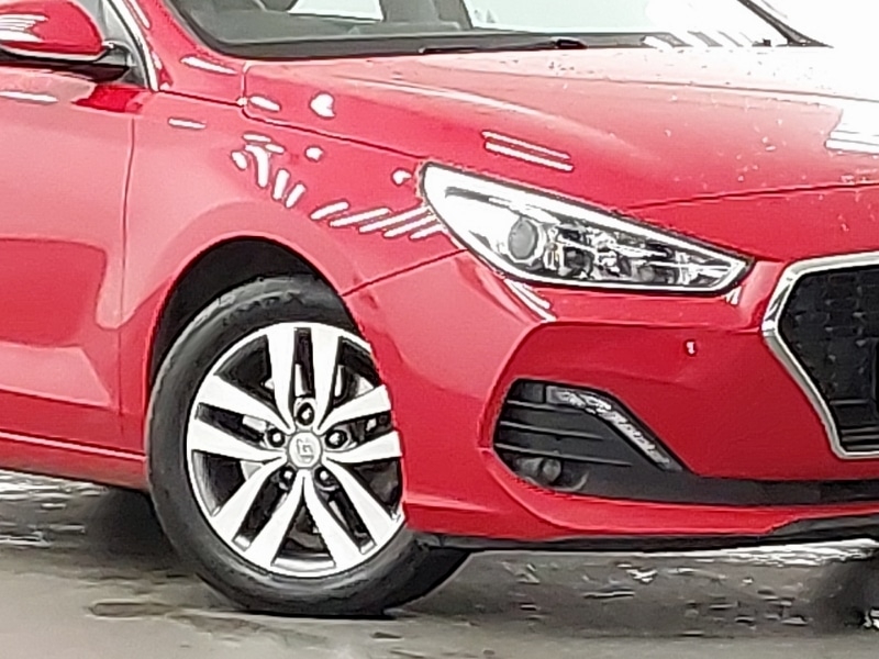 Used Hyundai i30 2018 for sale - 76160785: Photo 9