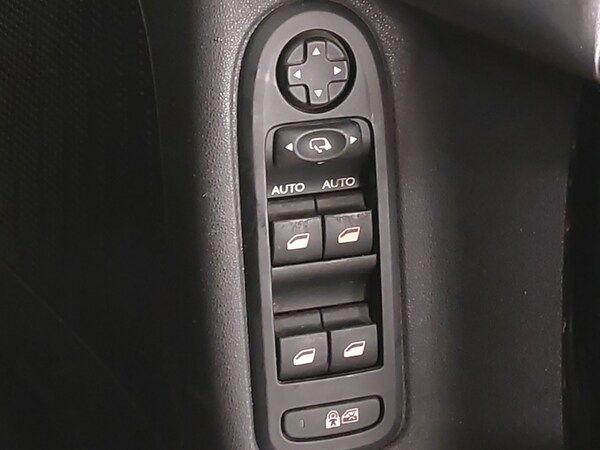 Used Citroen C3 2013 for sale - 76221228: Photo 19
