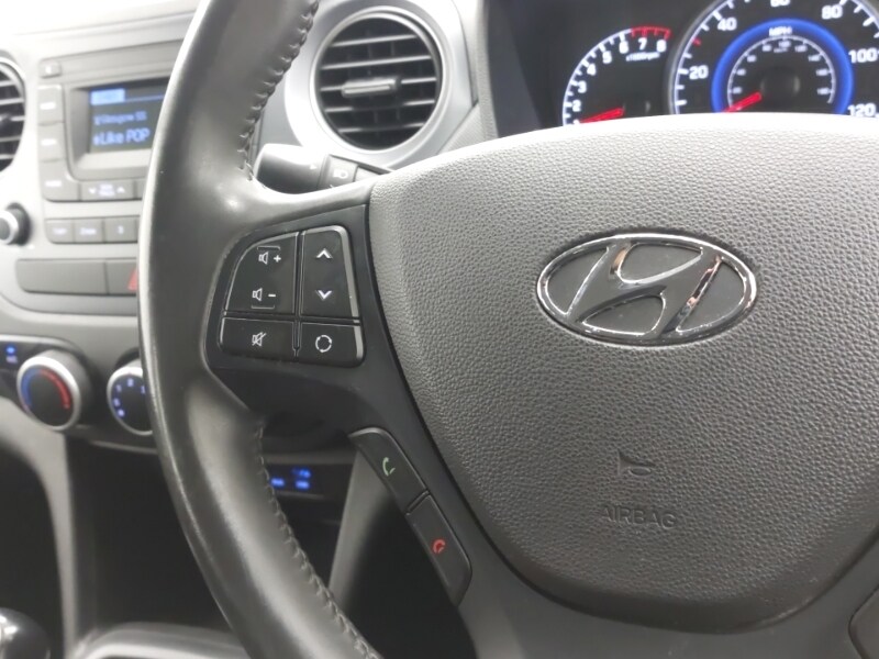 Used Hyundai i10 2019 for sale - 76533099: Photo 11