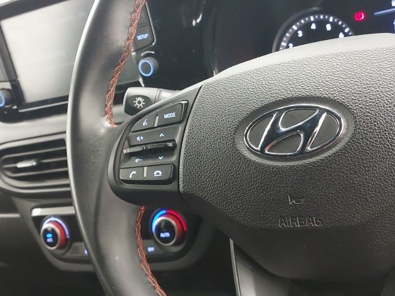 Used Hyundai i10 2023 for sale - 77371129: Photo 11