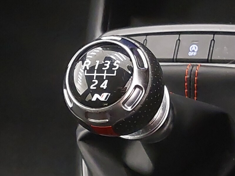 Used Hyundai i10 2023 for sale - 77371129: Photo 17