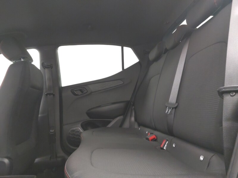 Used Hyundai i10 2023 for sale - 77371129: Photo 6