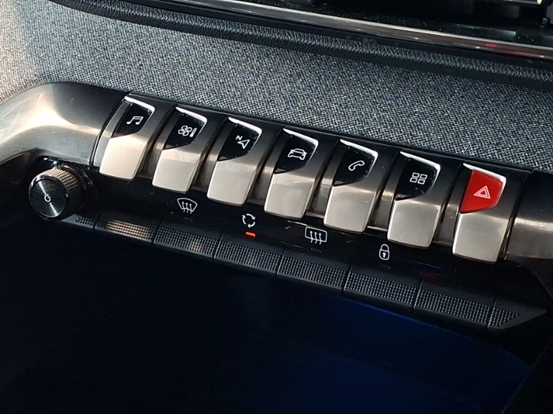 Used Peugeot 3008 2021 for sale - 78202829: Photo 15