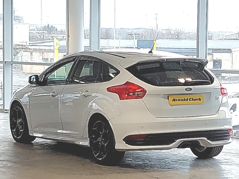 Used Ford Focus 2015 for sale - 77933420: Photo 3