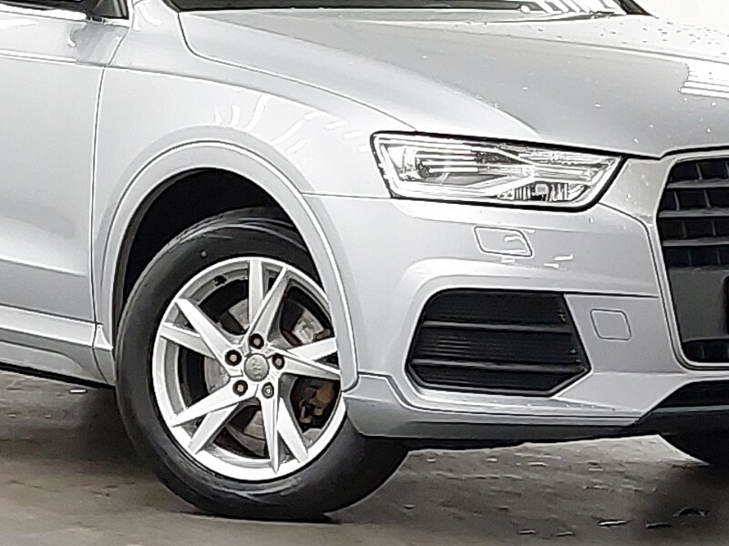 Used Audi Q3 2015 for sale - 77503400: Photo 9