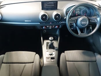Used Audi A3 2017 for sale - 76134901: Photo