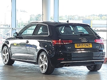Used Audi A3 2017 for sale - 76134901: Photo
