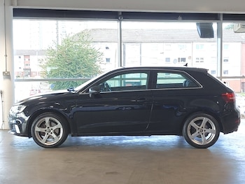 Used Audi A3 2017 for sale - 76134901: Photo