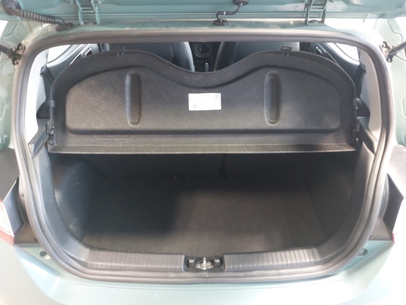 Used Hyundai i10 2023 for sale - 77956635: Photo 8