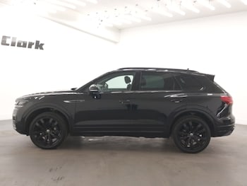 Used Volkswagen Touareg 2023 for sale - 78283895: Photo