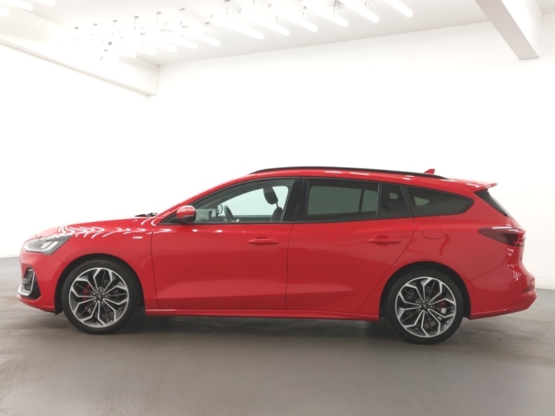 Used Ford Focus 2022 for sale - 76511502: Photo 4