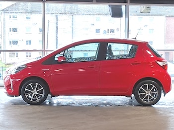 Used Toyota Yaris 2018 for sale - 78957298: Photo