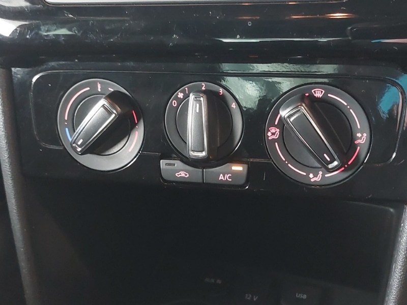 Used Volkswagen Polo 2017 for sale - 76414536: Photo 18