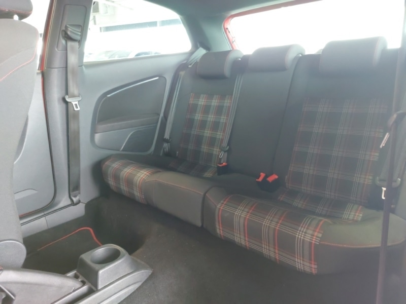 Used Volkswagen Polo 2017 for sale - 76414536: Photo 6