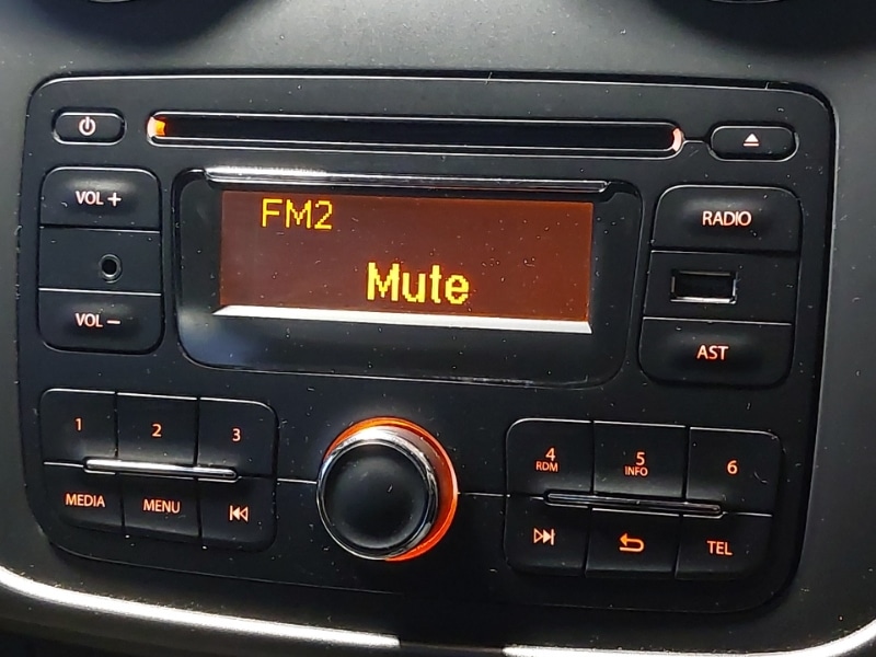 Used Dacia Logan MCV 2015 for sale - 76842679: Photo 12