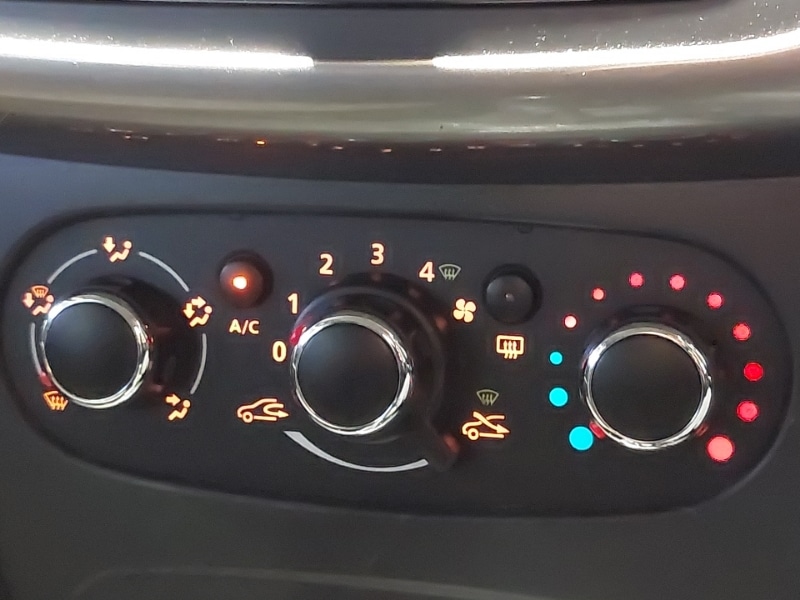 Used Dacia Logan MCV 2015 for sale - 76842679: Photo 13