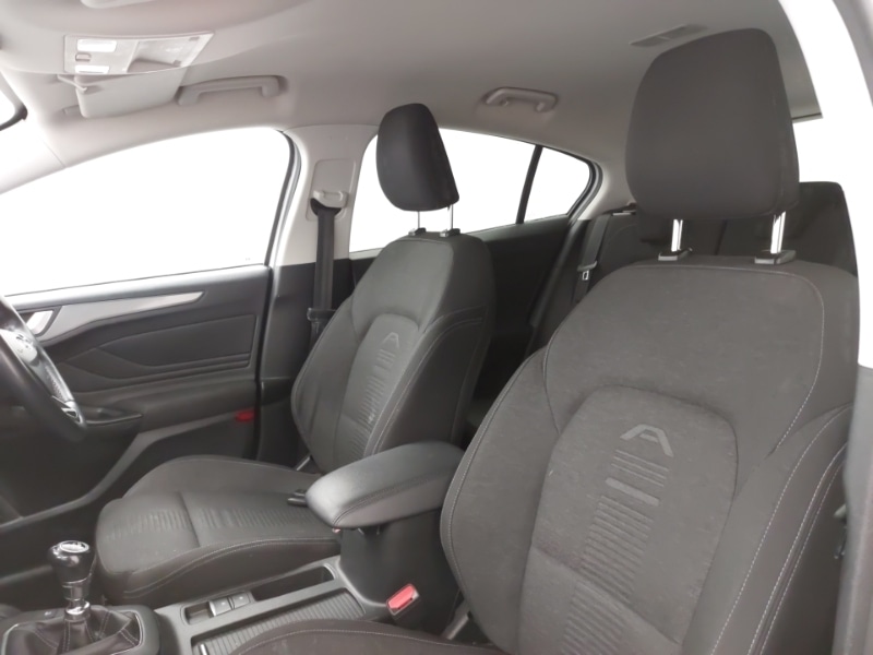 Used Ford Focus 2019 for sale - 76471459: Photo 5