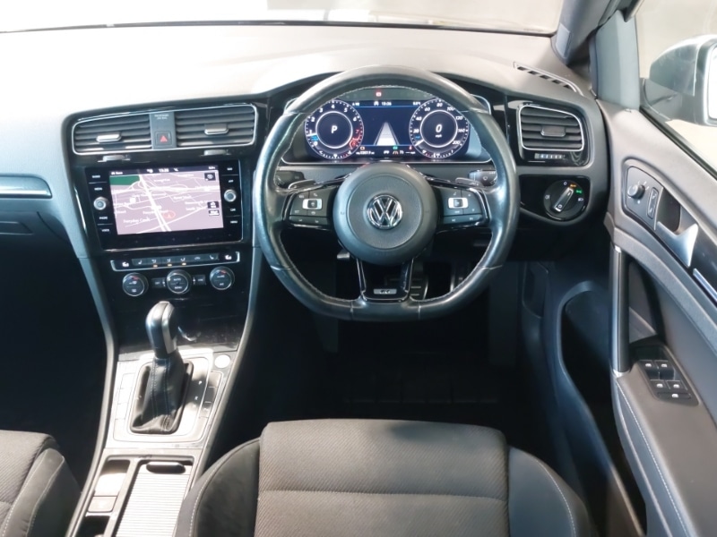 Used Volkswagen Golf 2020 for sale - 76392997: Photo 7