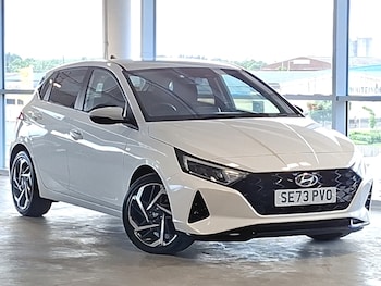 Used Hyundai i20 2023 for sale - 79092510: Photo