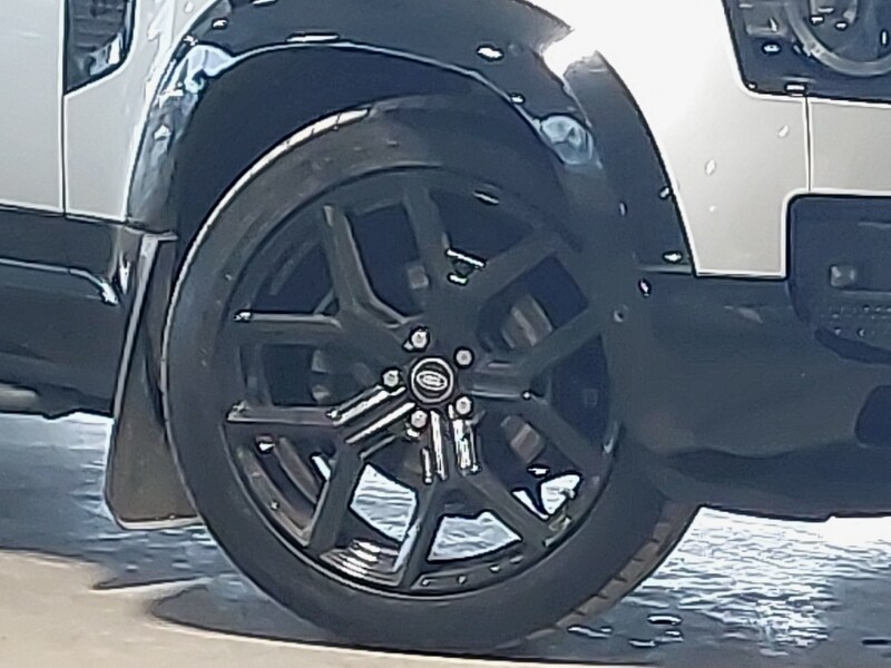 Used Land Rover Defender 2020 for sale - 77573374: Photo 9