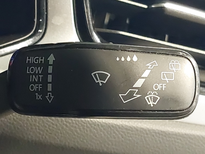 Used Volkswagen T-Roc 2022 for sale - 77448413: Photo 17