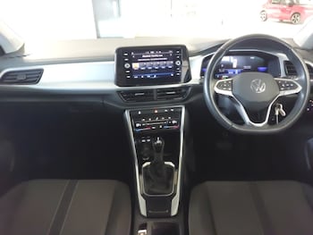 Used Volkswagen T-Roc 2022 for sale - 77448413: Photo