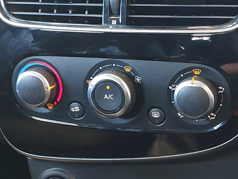 Used Renault Clio 2017 for sale - 77750982: Photo 13