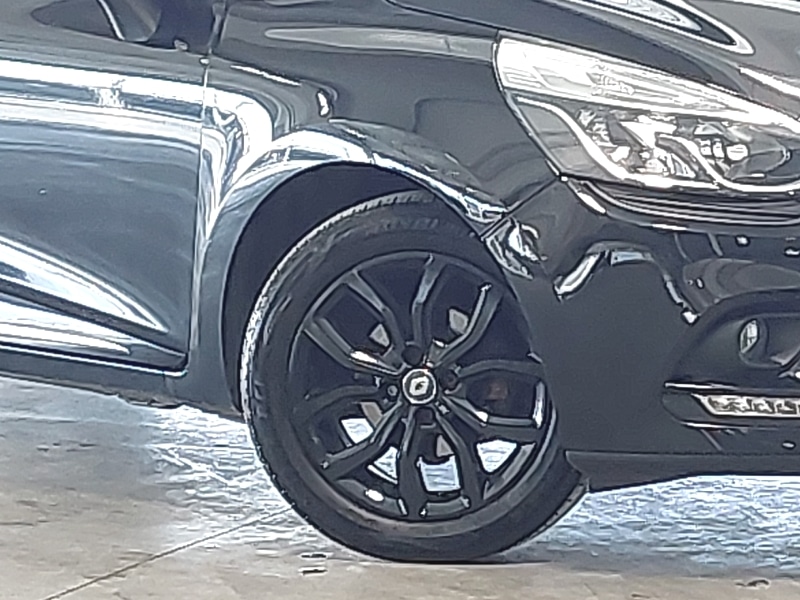 Used Renault Clio 2017 for sale - 77750982: Photo 9