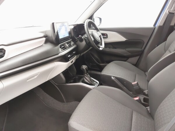 Used Suzuki Swift 2024 for sale - 76195755: Photo 5
