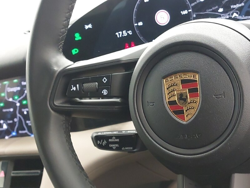 Used Porsche Taycan 2021 for sale - 76282120: Photo 11