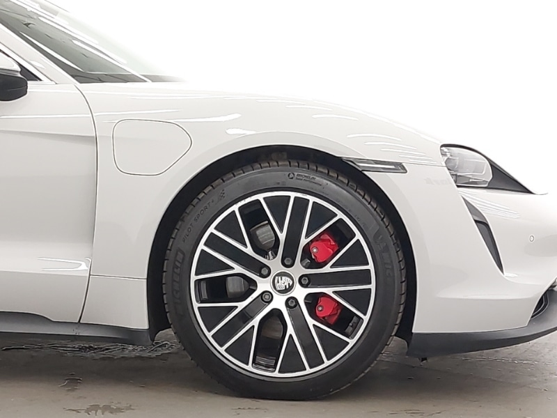 Used Porsche Taycan 2021 for sale - 76282120: Photo 12