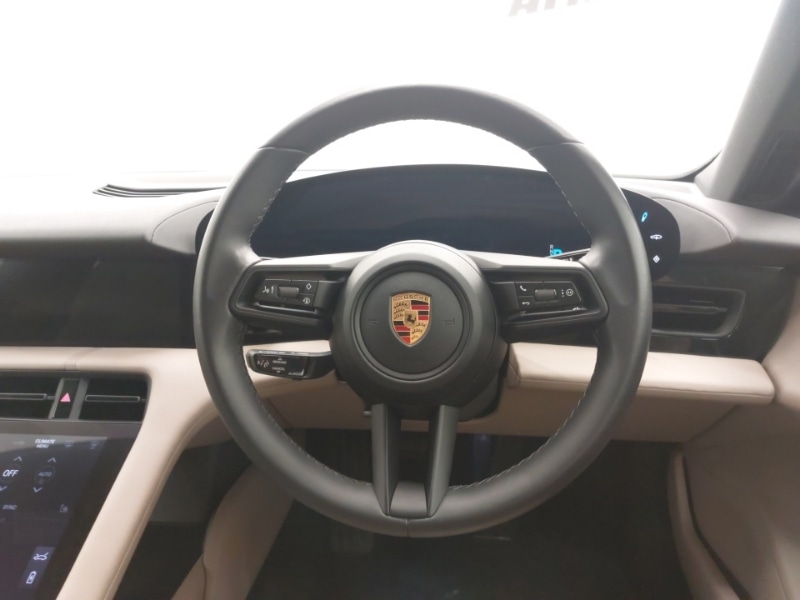 Used Porsche Taycan 2021 for sale - 76282120: Photo 7