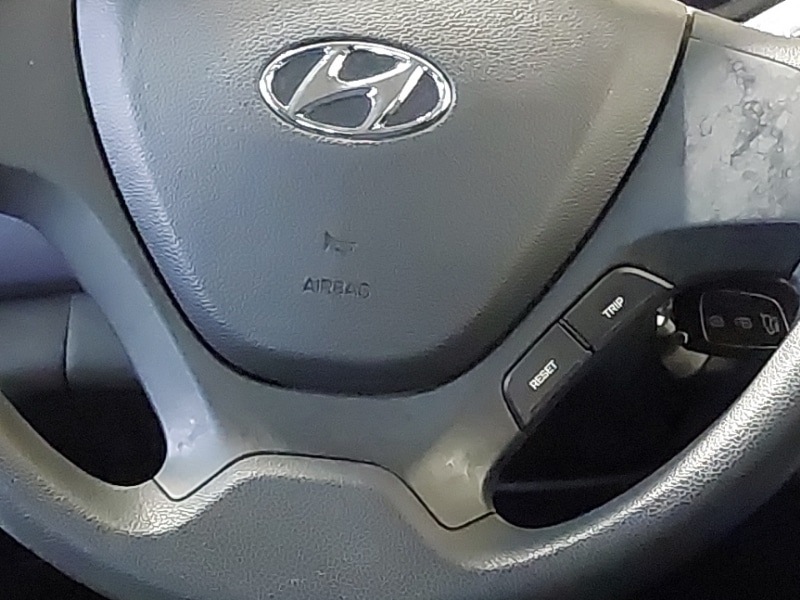 Used Hyundai i10 2014 for sale - 76628769: Photo 10