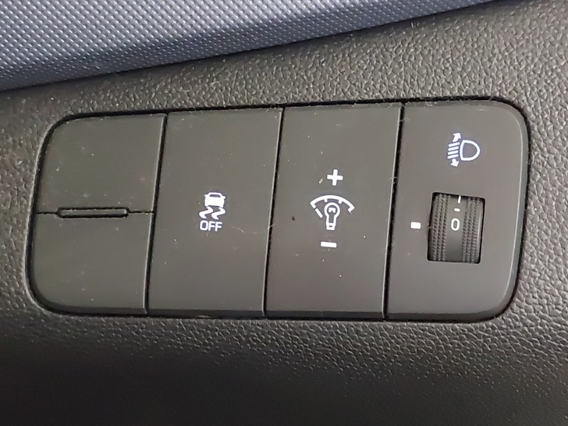 Used Hyundai i10 2014 for sale - 76628769: Photo 13