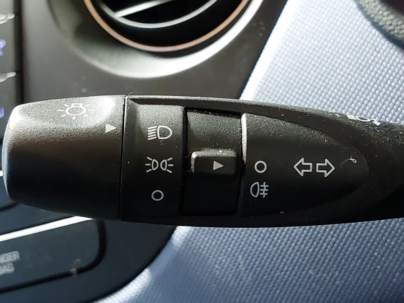 Used Hyundai i10 2014 for sale - 76628769: Photo 18