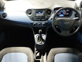 Used Hyundai i10 2014 for sale - 76628769: Photo