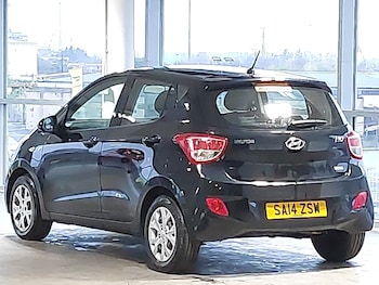 Used Hyundai i10 2014 for sale - 76628769: Photo