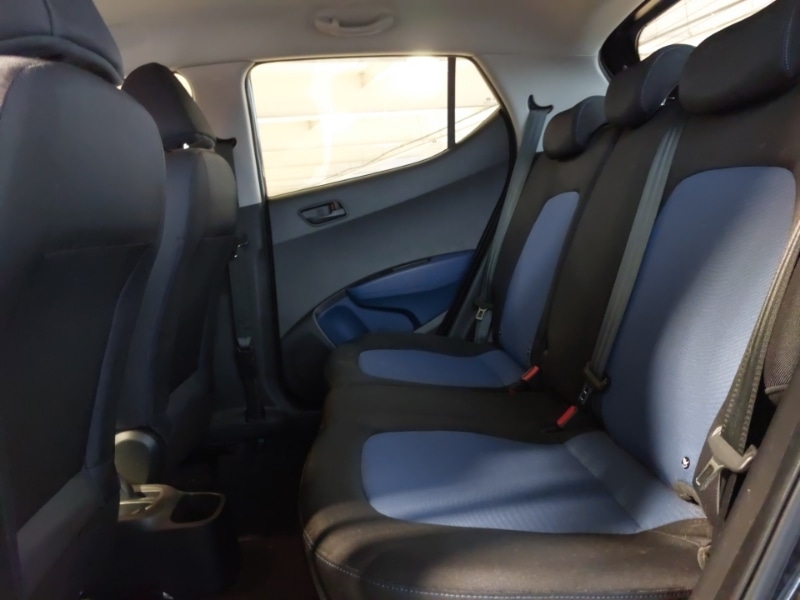 Used Hyundai i10 2014 for sale - 76628769: Photo 6