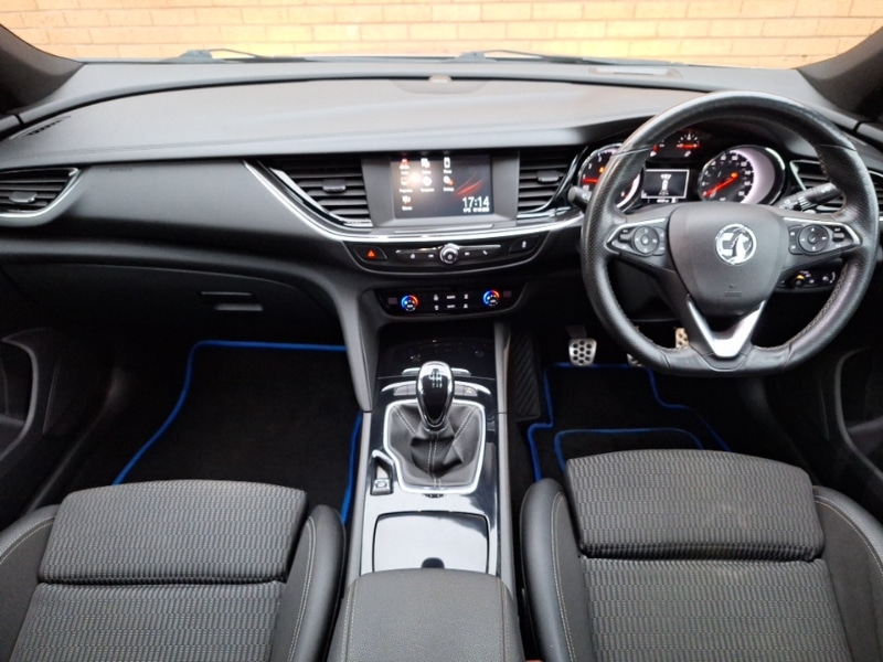 Used Vauxhall Insignia 2019 for sale - 77078266: Photo 2
